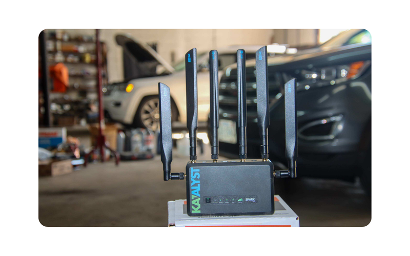 Katalyst Router Katalyst Spark 5G Router – Multi-Carrier, High-Speed Travel & Business